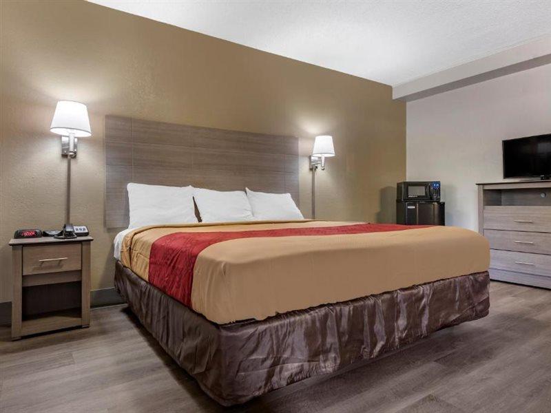 Econo Lodge Dewitt I-90 Eksteriør billede